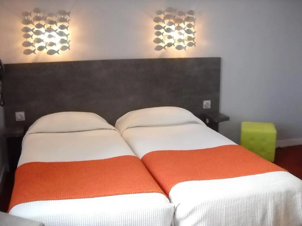 Logis Hotel Bellevue Roscoff