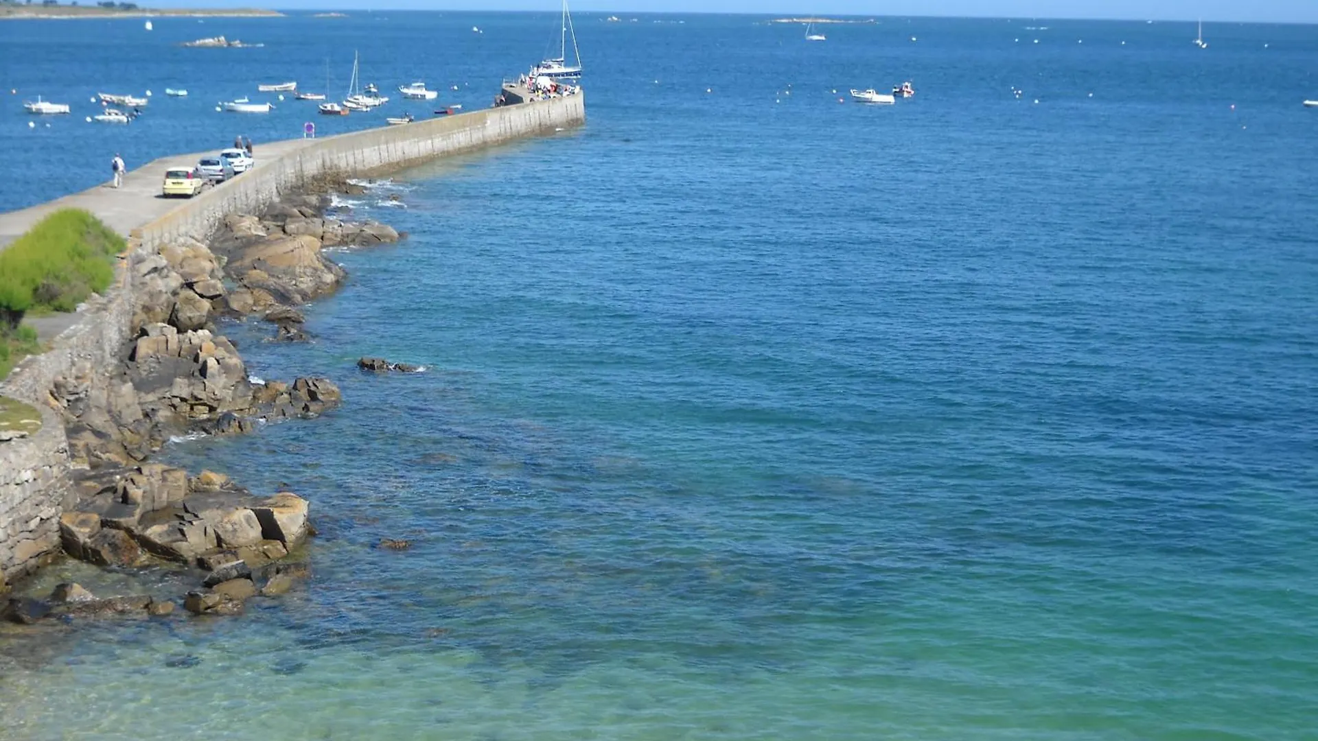 Logis Hotel Bellevue Roscoff